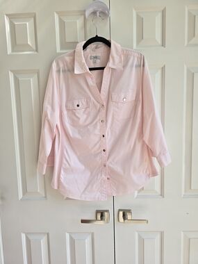 croft & Barrow Pale Pink Collared Shirt